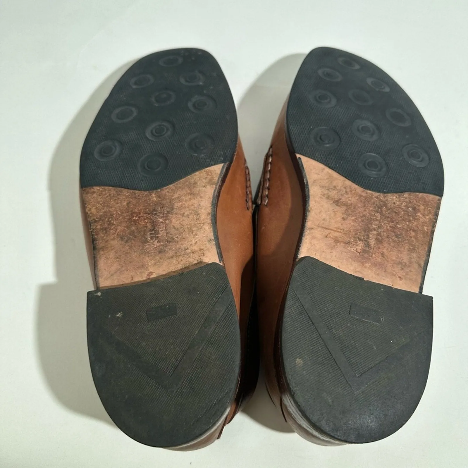Allen Edmonds Burke Penny Loafers - 10