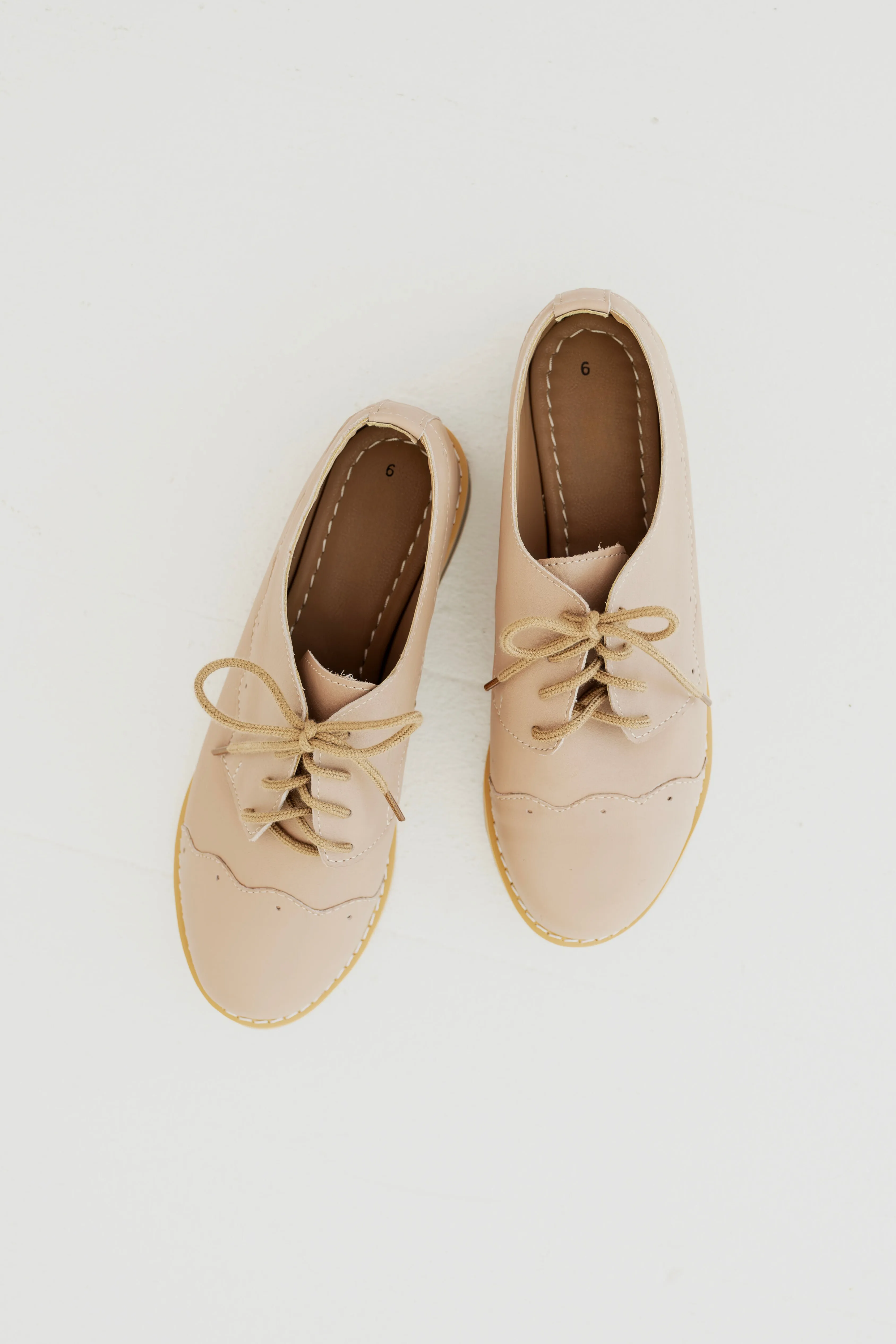 Classic Brogue Shoes: Nude Pink