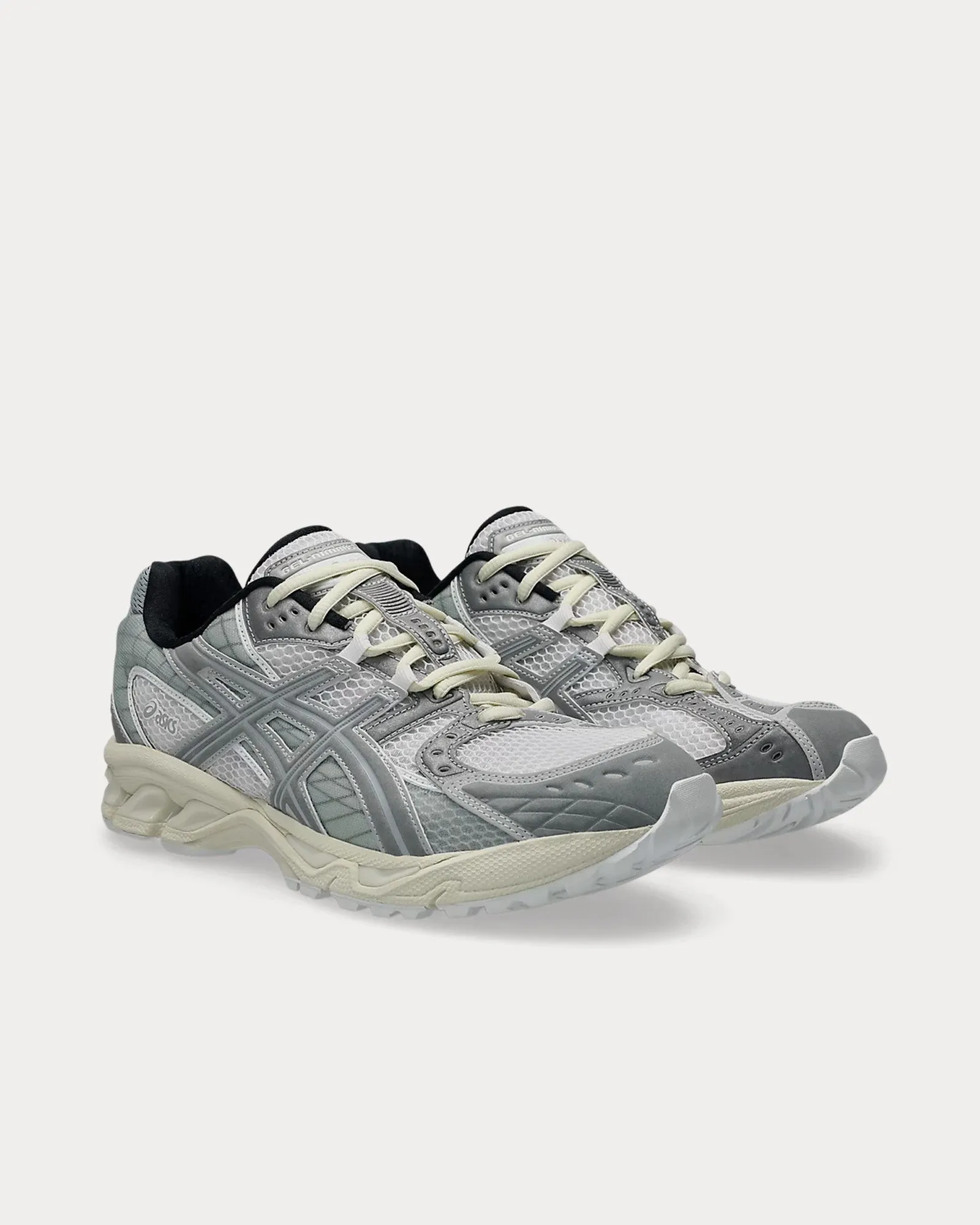 Gel-Nimbus 10.1 White / Sheet Rock Low Top Sneakers