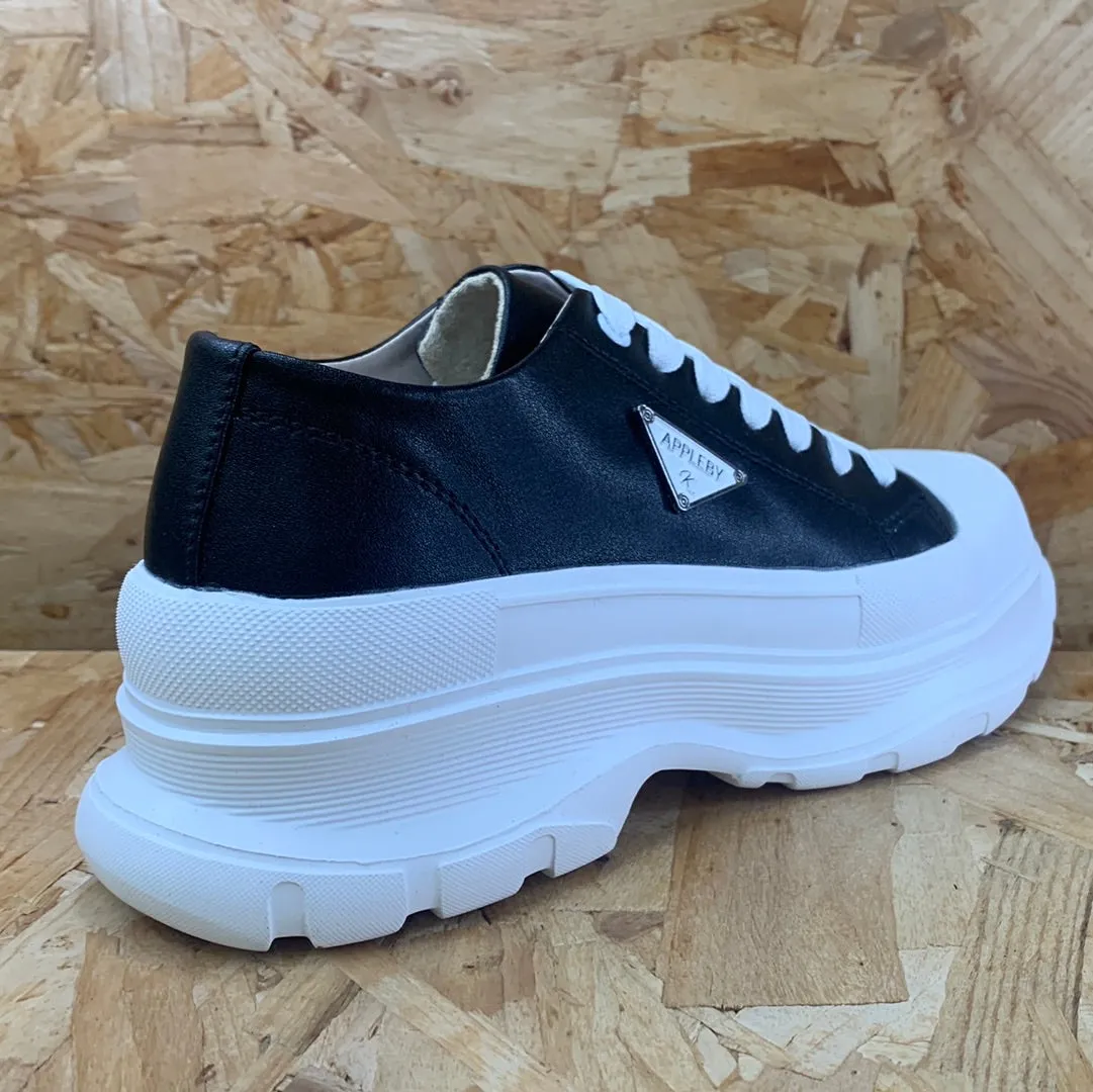 Kate Appleby Womens Leslie Trainers - Black