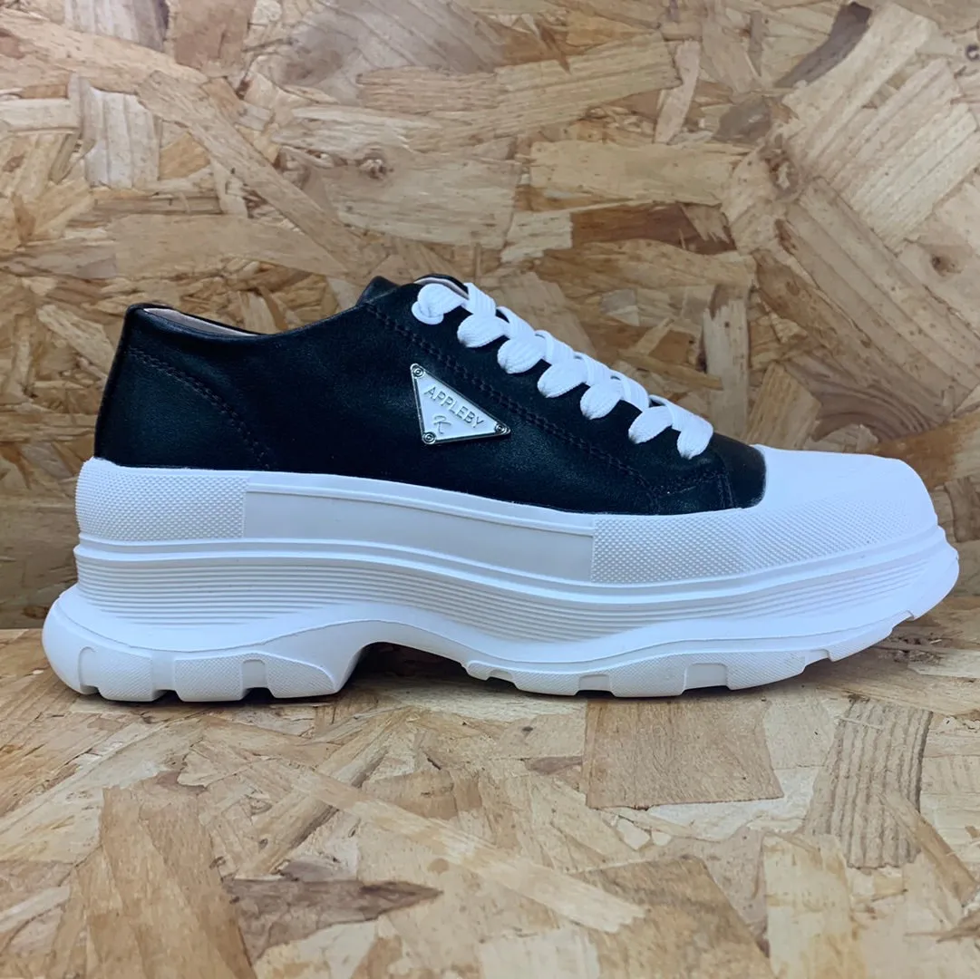 Kate Appleby Womens Leslie Trainers - Black