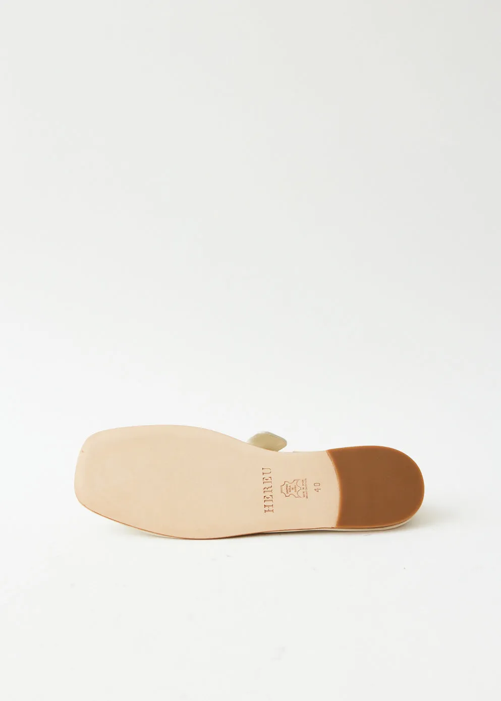 Llasada Flats
