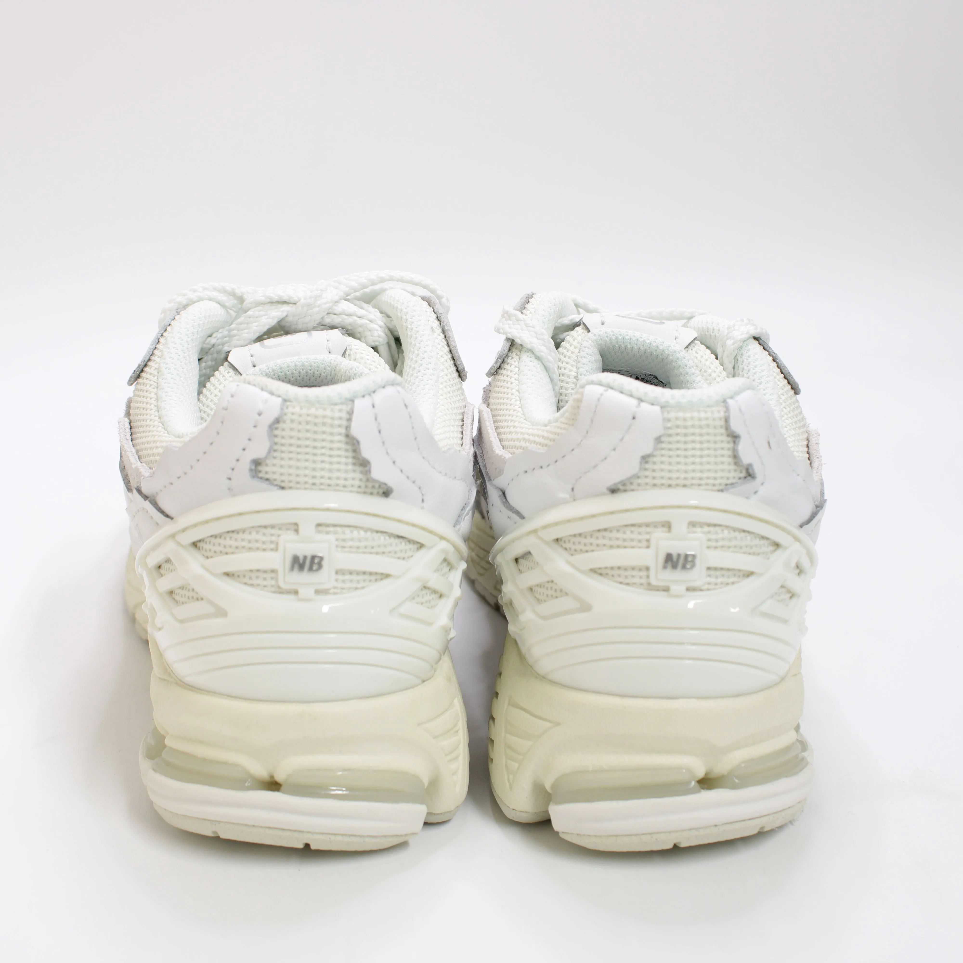 New Balance 1906 Trainers Sea Salt Grey