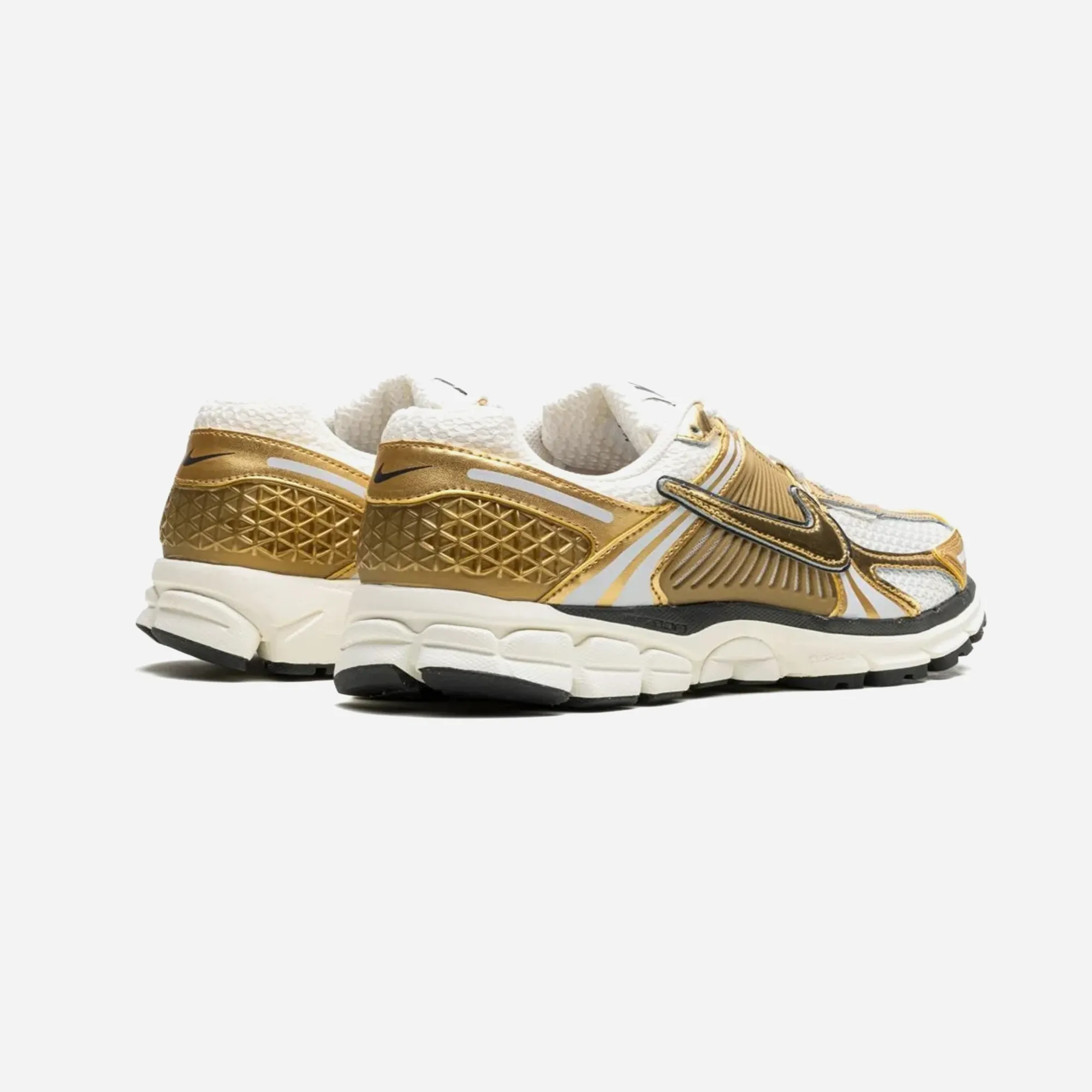 NIKE Air Zoom Vomero 5 'Metallic Gold' WMNS