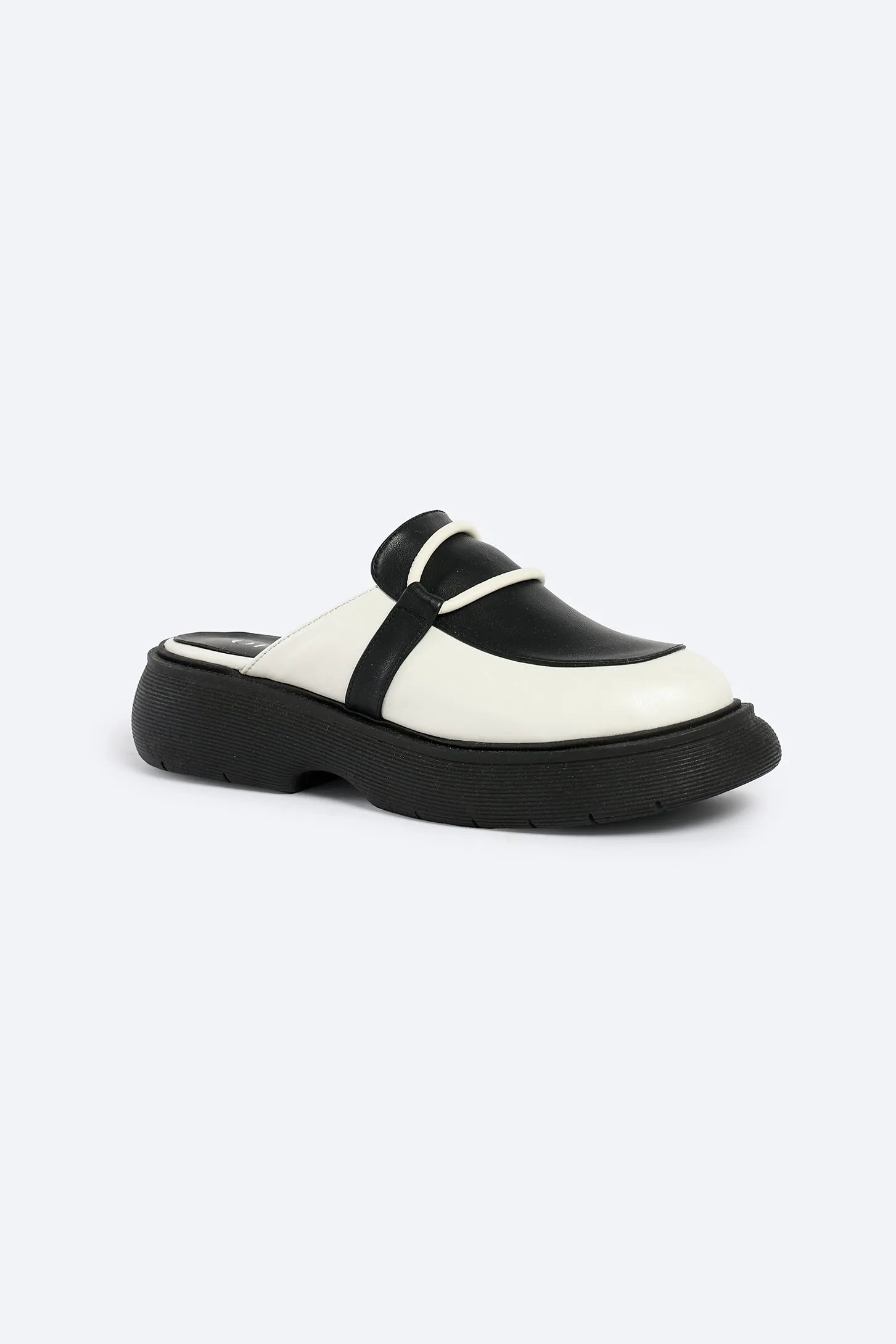 Urban Chunky Clogs - White