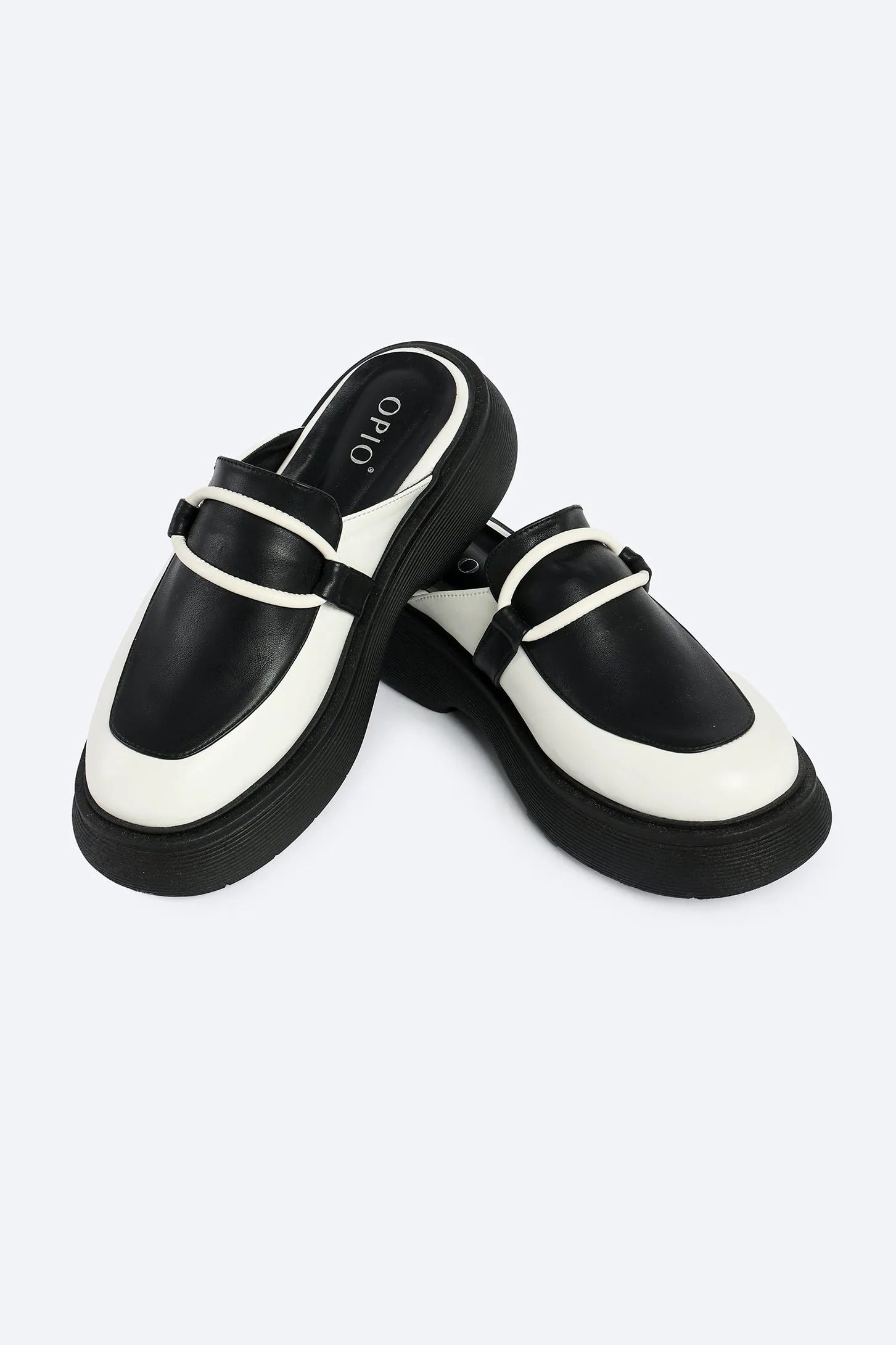 Urban Chunky Clogs - White