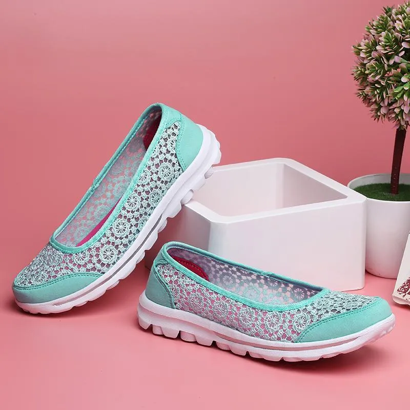Women Casual Breathable Hollow Lace Flats Shoes