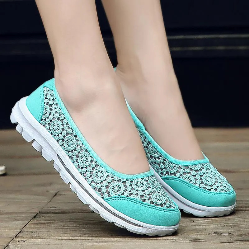 Women Casual Breathable Hollow Lace Flats Shoes