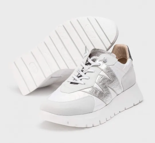 WONDERS A-2464 White & Silver Trainer